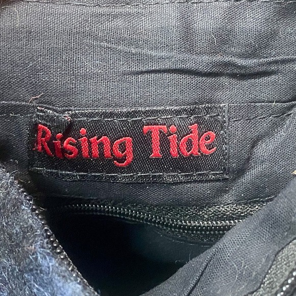 Rising Tide NEW Multicolor Felted Wool Crossbody Bag - Picture 8 of 8